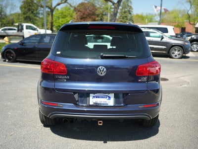 2016 Volkswagen Tiguan R-Line