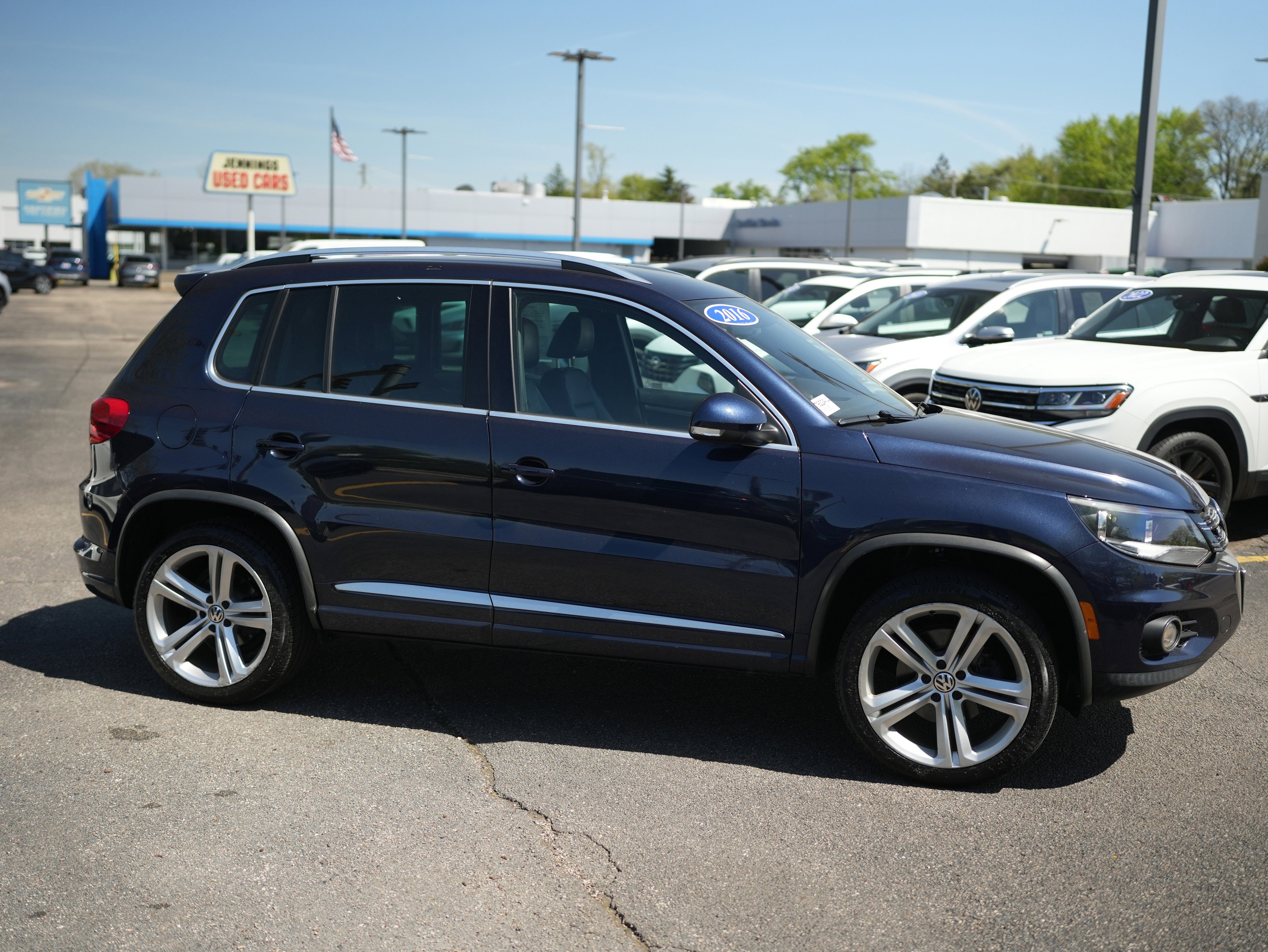2016 Volkswagen Tiguan R-Line