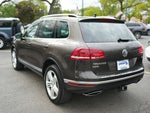 2015 Volkswagen Touareg Sport w/Technology