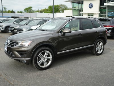 2015 Volkswagen Touareg Sport w/Technology