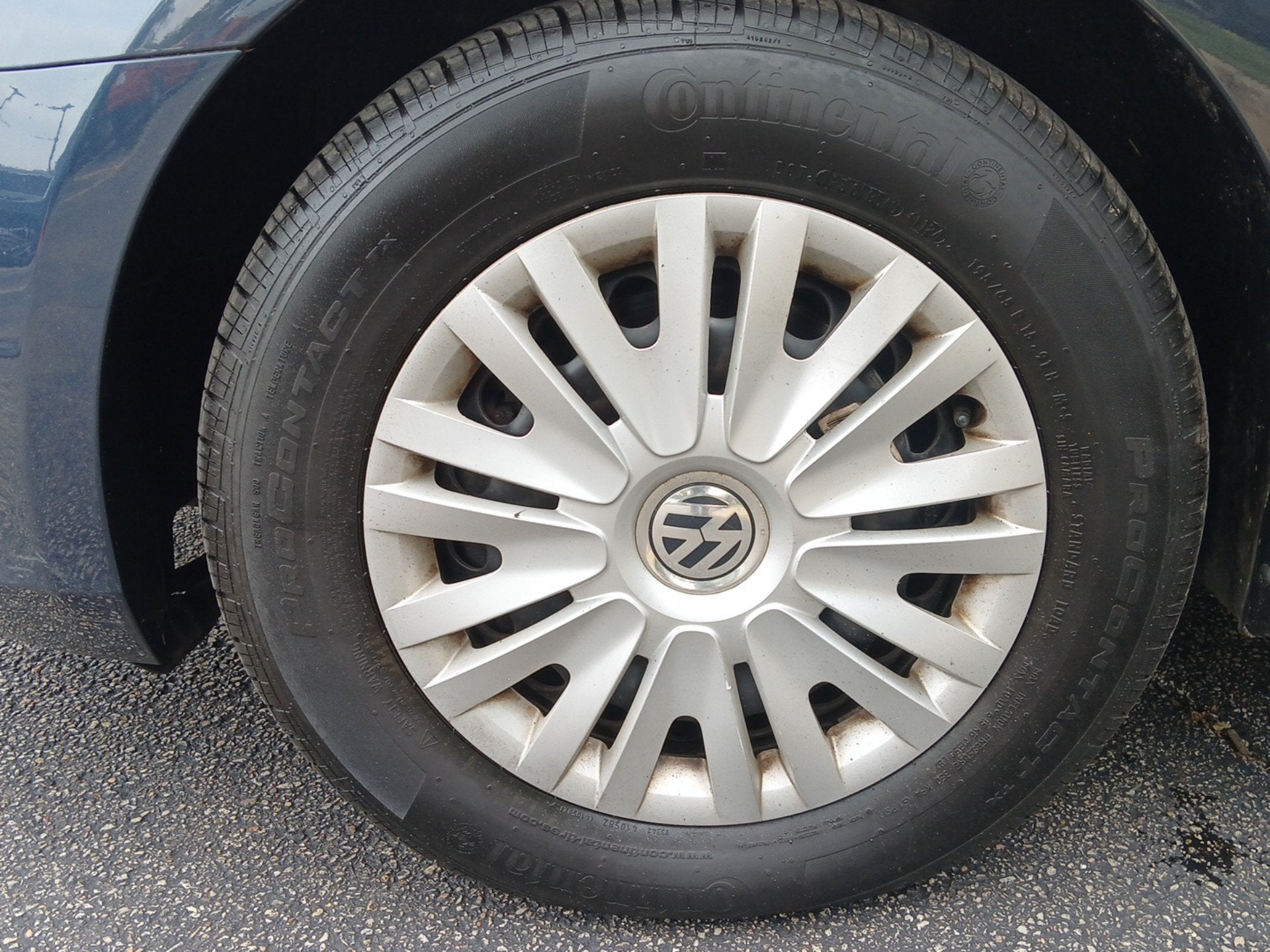 2012 Volkswagen Golf 2.5L 4-Door