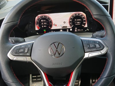 2025 Volkswagen Golf GTI SE
