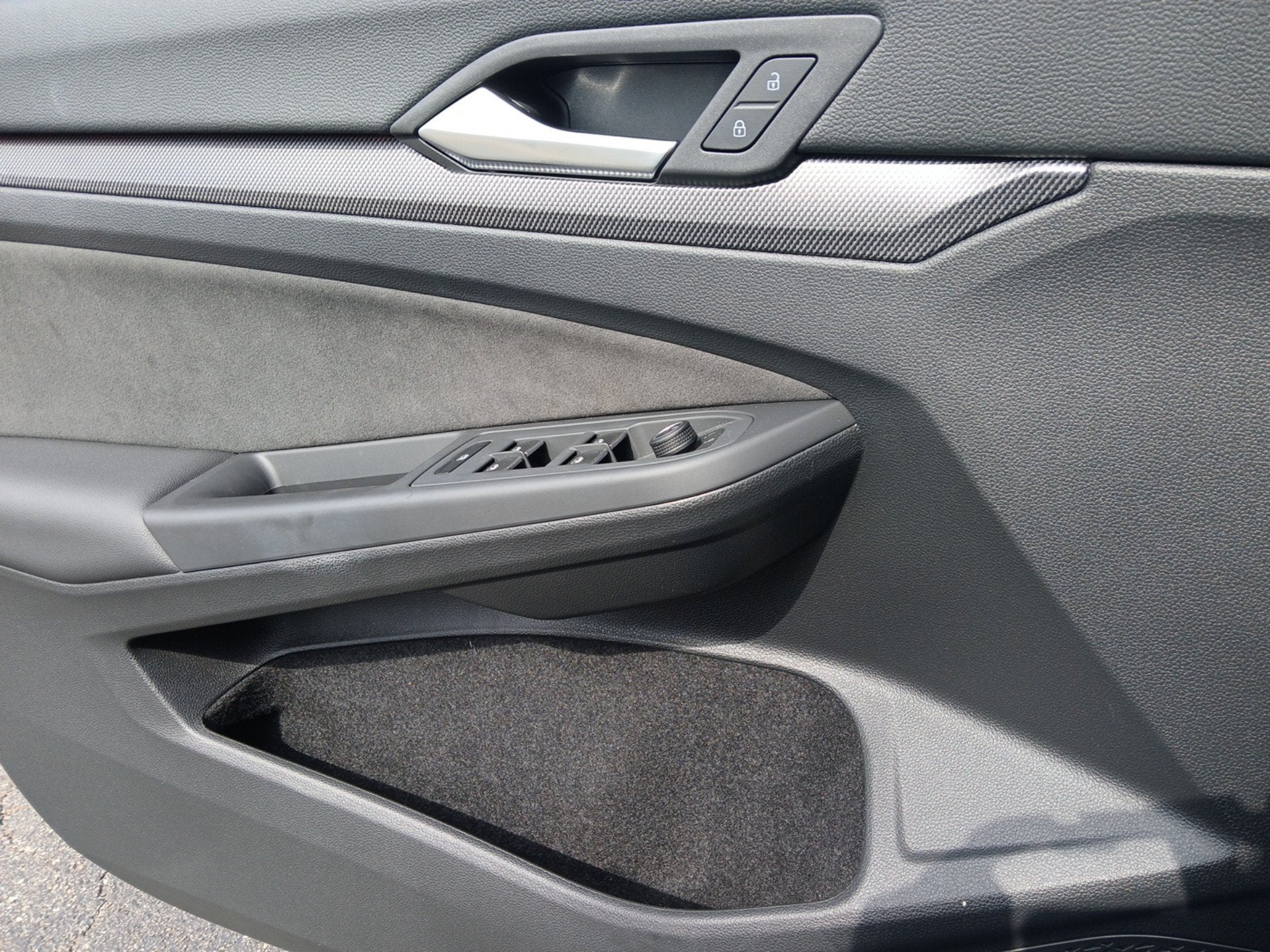 2025 Volkswagen Golf GTI SE