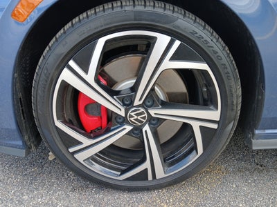 2025 Volkswagen Golf GTI SE