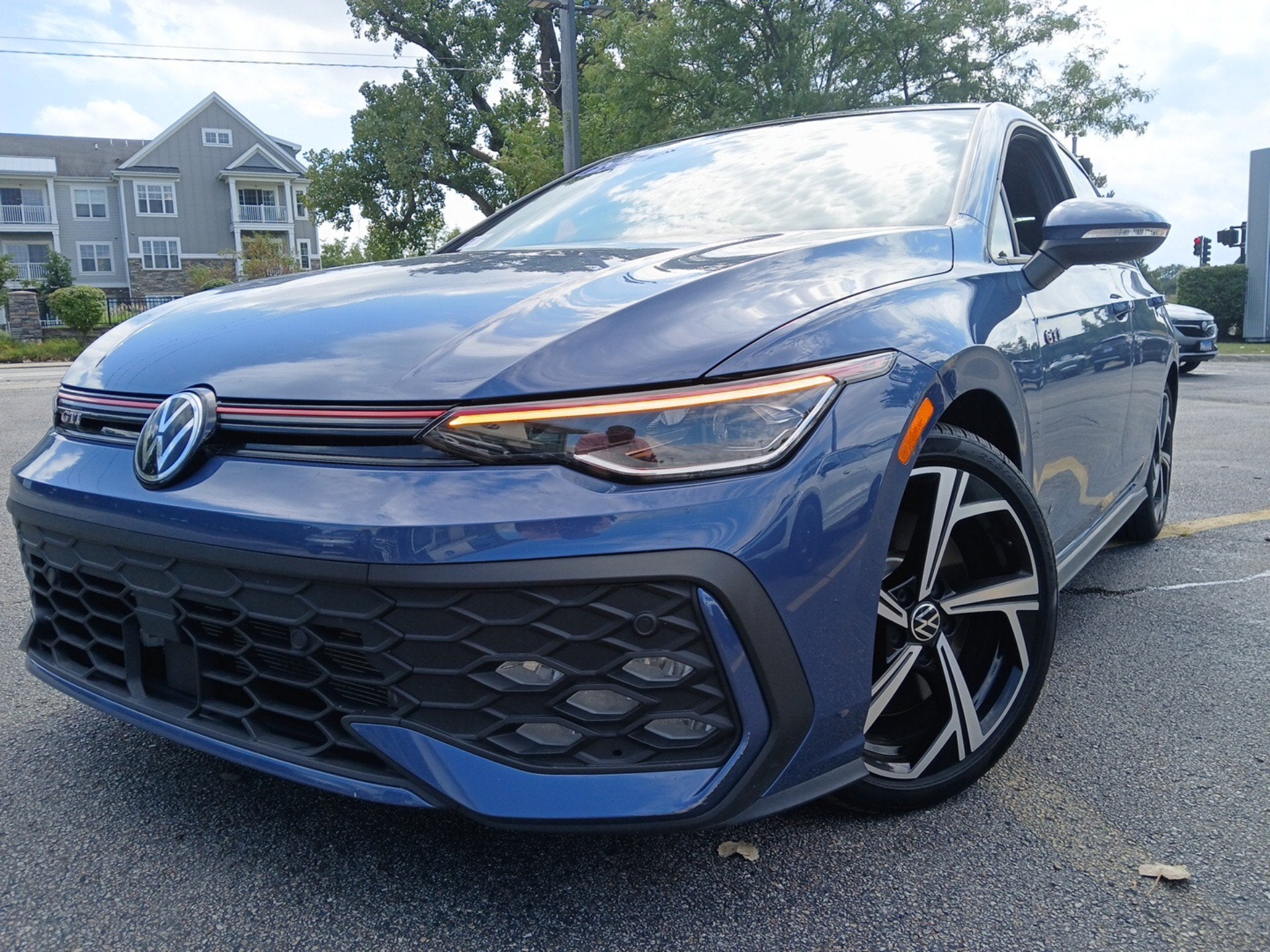 2025 Volkswagen Golf GTI SE