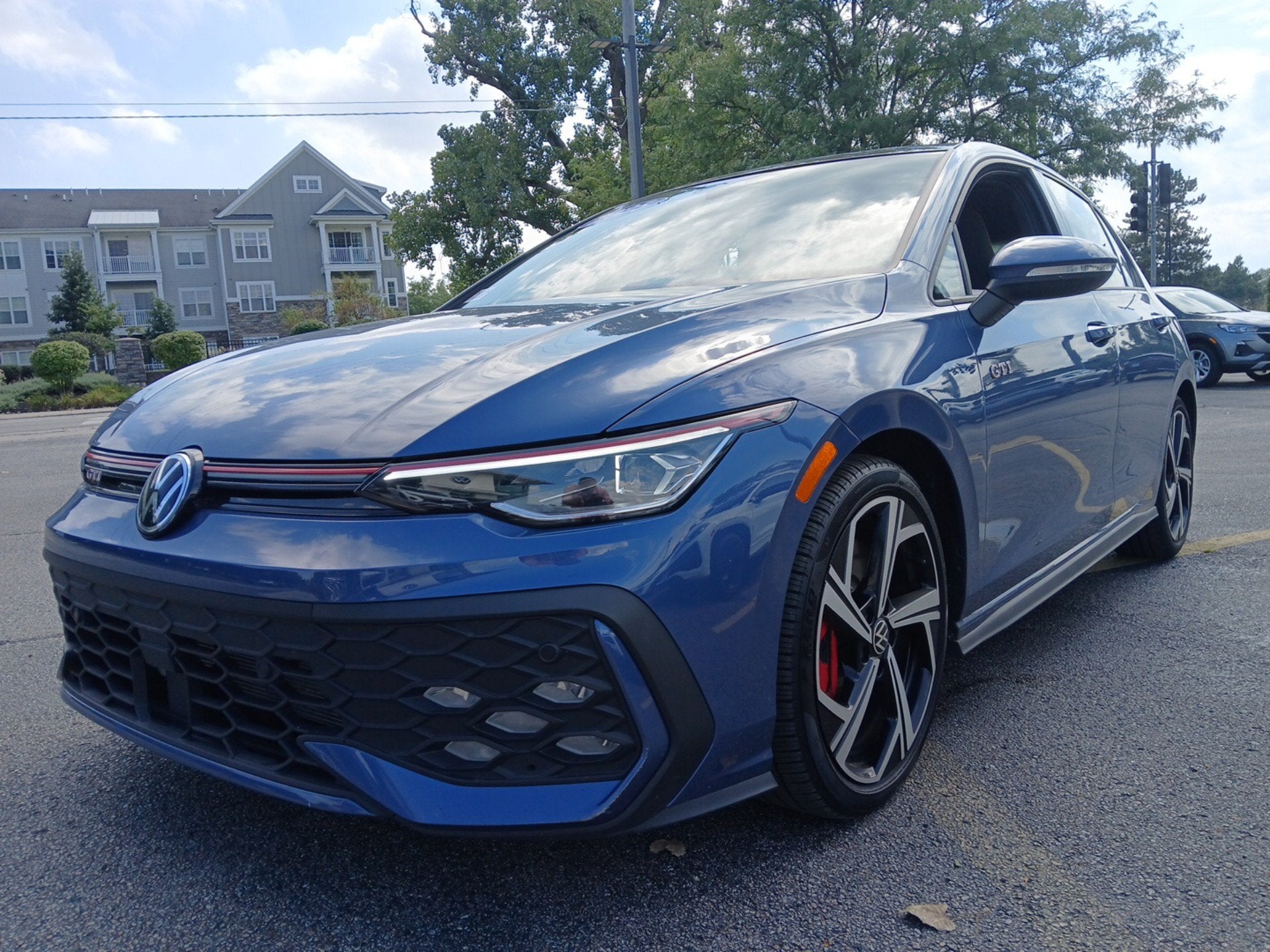 2025 Volkswagen Golf GTI SE