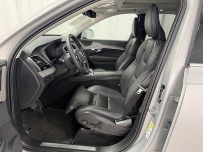 2024 Volvo XC90 B6 Ultimate Bright Theme 6-Seater