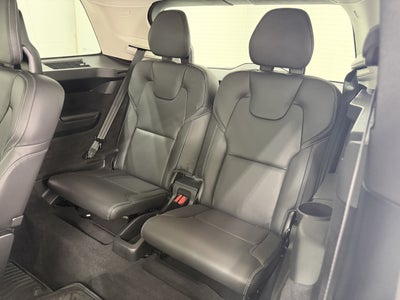 2024 Volvo XC90 B6 Ultimate Bright Theme 6-Seater