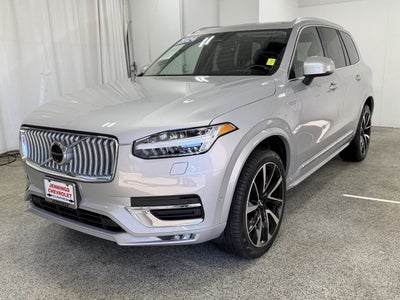 2024 Volvo XC90 B6 Ultimate Bright Theme 6-Seater