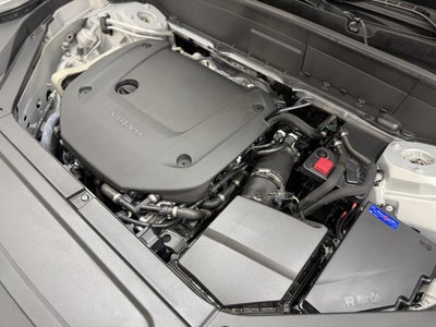 2024 Volvo XC90 B6 Ultimate Bright Theme 6-Seater