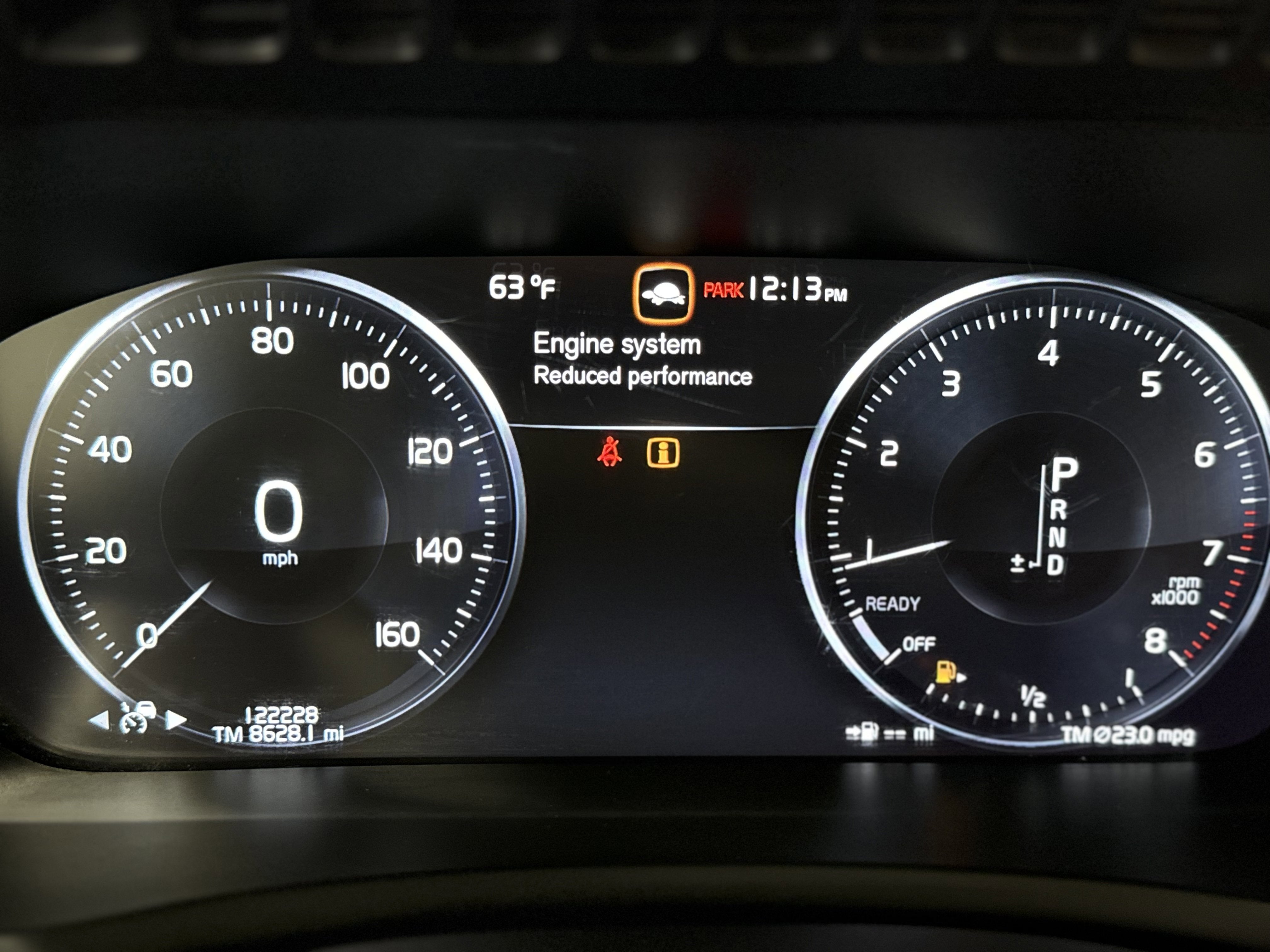 2017 Volvo XC90 Momentum