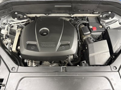 2017 Volvo XC90 Momentum