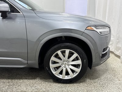 2017 Volvo XC90 Momentum