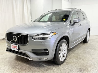 2017 Volvo XC90 Momentum