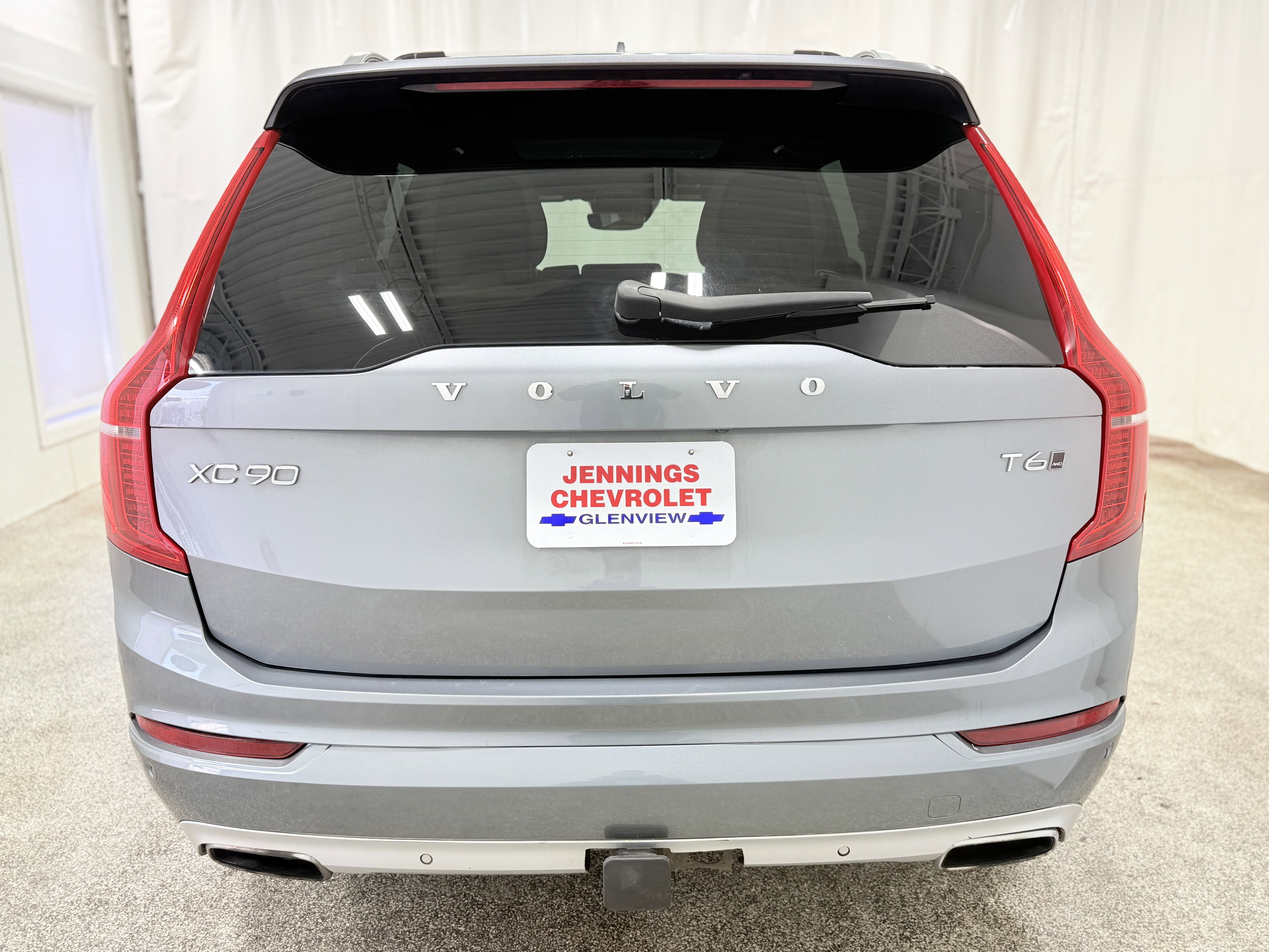 2017 Volvo XC90 Momentum