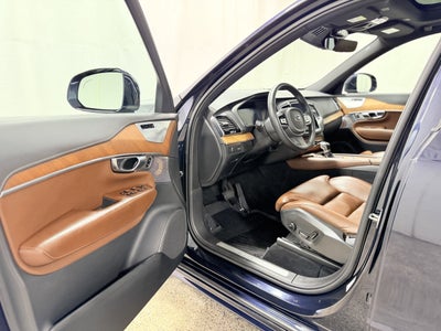 2019 Volvo XC90 Inscription
