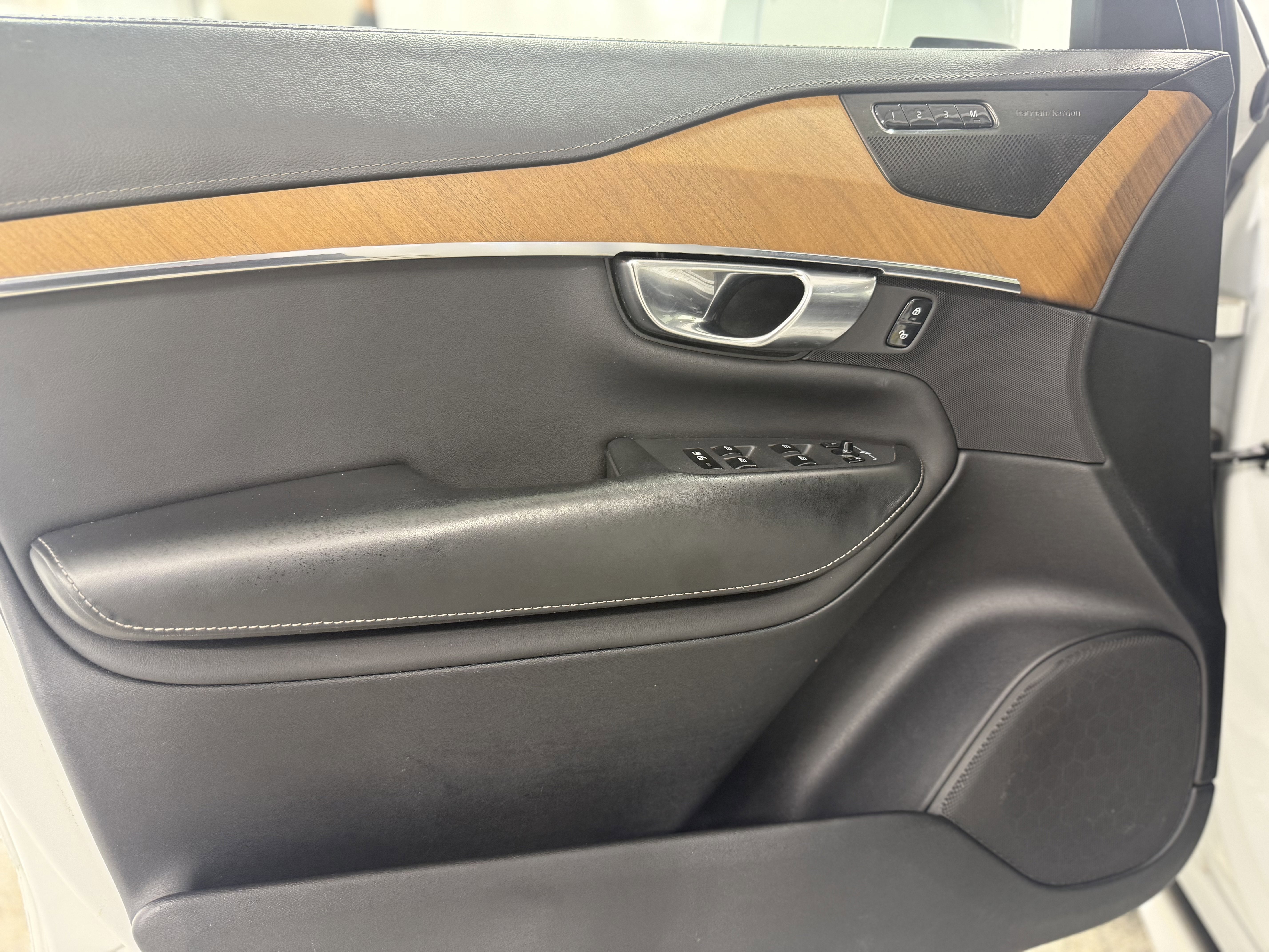 2020 Volvo XC90 Inscription